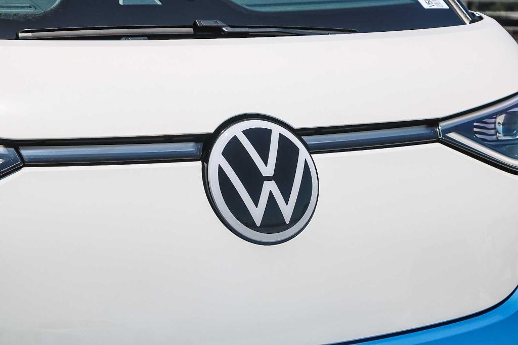 new 2025 Volkswagen ID. Buzz car, priced at $72,678