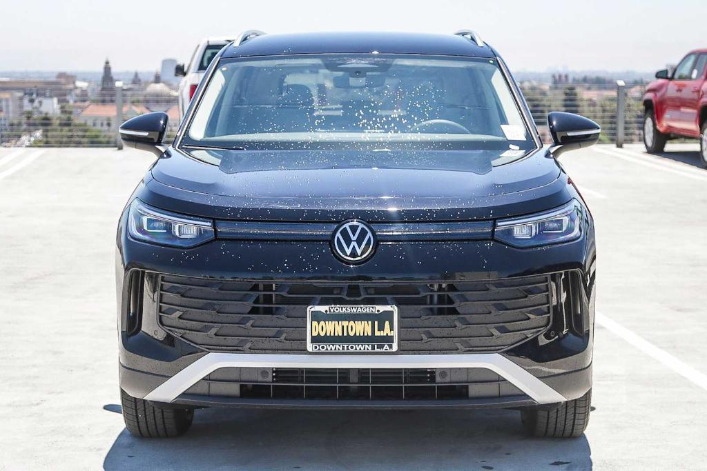 new 2025 Volkswagen Tiguan car, priced at $33,315