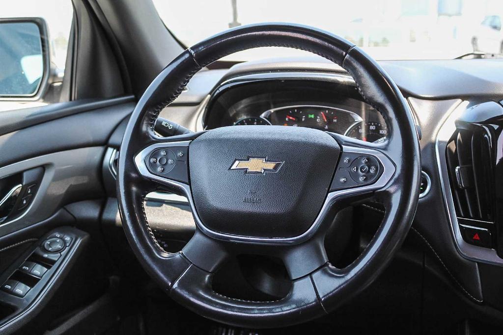 used 2022 Chevrolet Traverse car, priced at $24,985