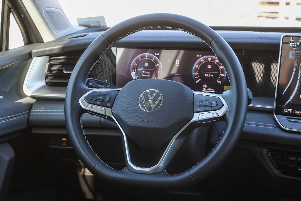 new 2025 Volkswagen Tiguan car, priced at $34,531
