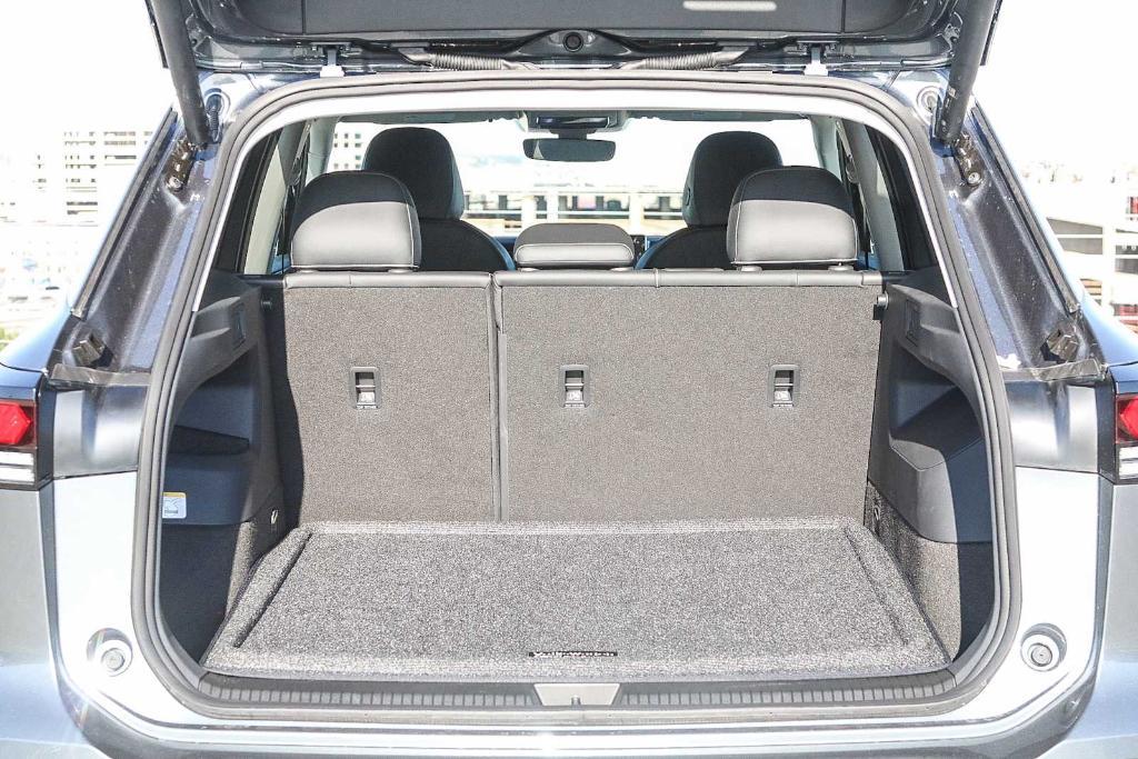 new 2025 Volkswagen Tiguan car, priced at $34,531