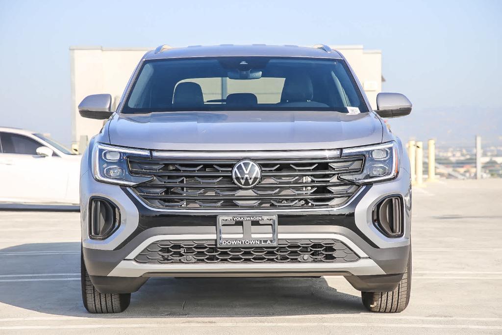 new 2024 Volkswagen Atlas Cross Sport car, priced at $36,985