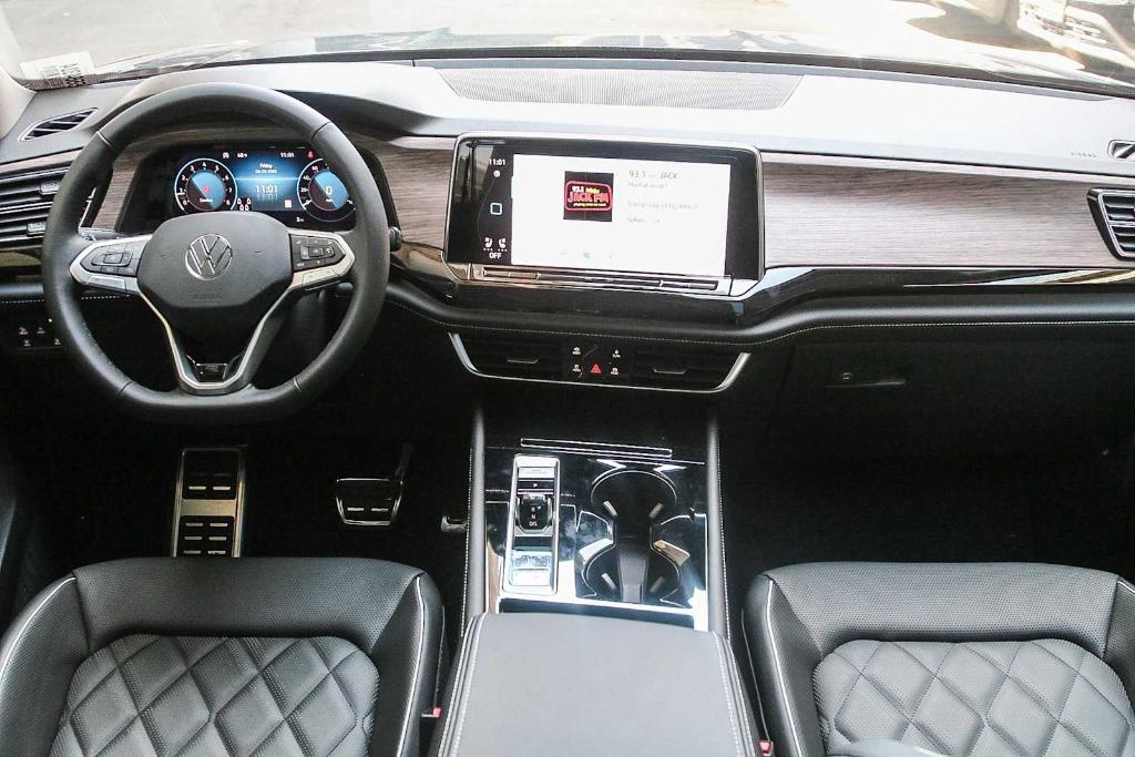 new 2025 Volkswagen Atlas car, priced at $46,497