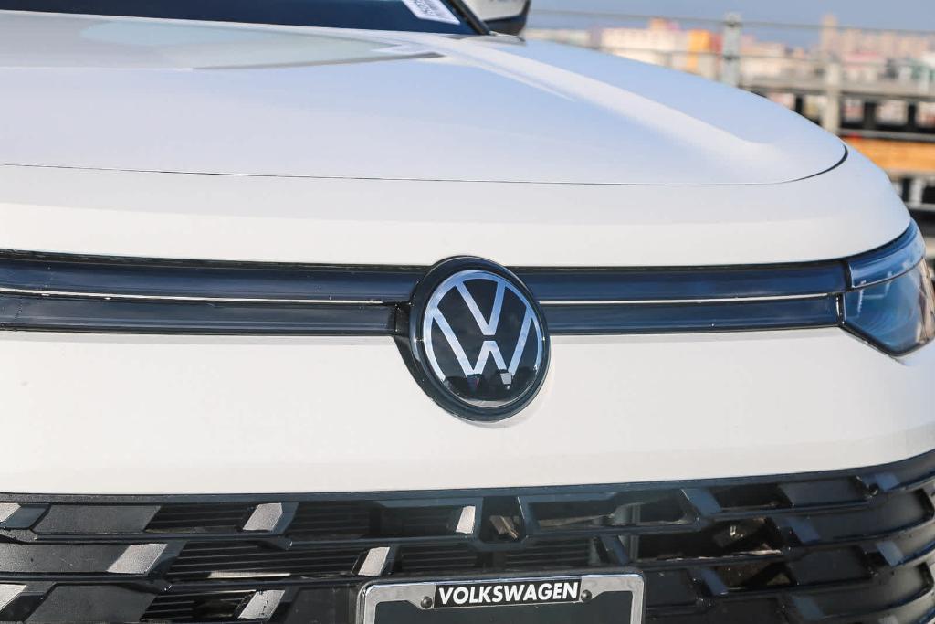 new 2025 Volkswagen Tiguan car, priced at $31,325