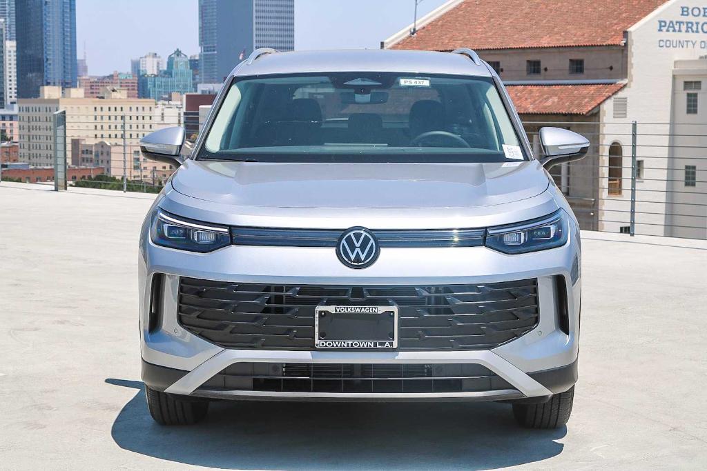 new 2025 Volkswagen Tiguan car, priced at $31,621