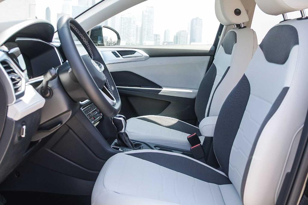 new 2025 Volkswagen Taos car, priced at $31,888