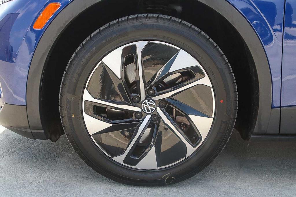 used 2021 Volkswagen ID.4 car, priced at $22,985