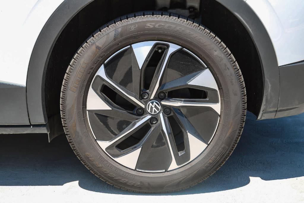 used 2022 Volkswagen ID.4 car, priced at $23,985