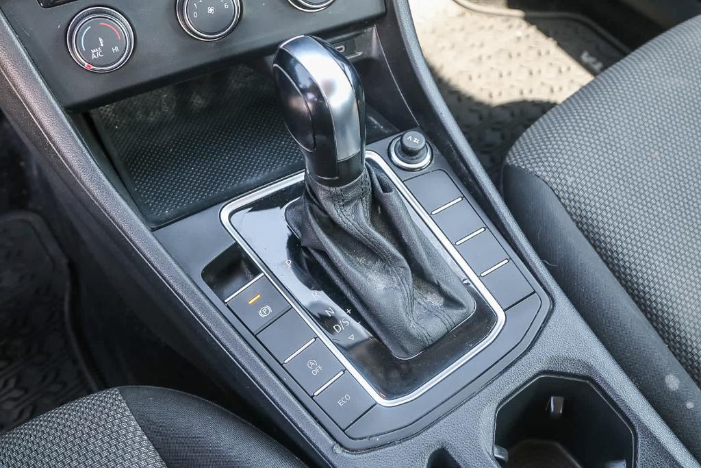 used 2021 Volkswagen Jetta car, priced at $17,895