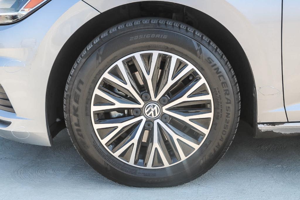 used 2021 Volkswagen Jetta car, priced at $17,895