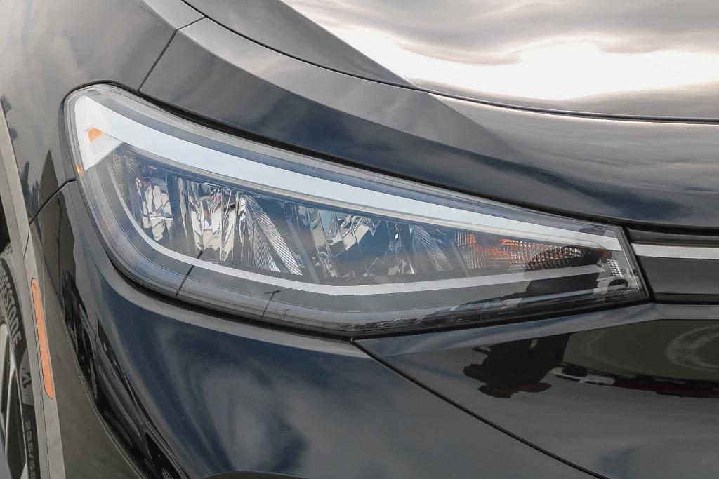 used 2022 Volkswagen ID.4 car, priced at $22,985