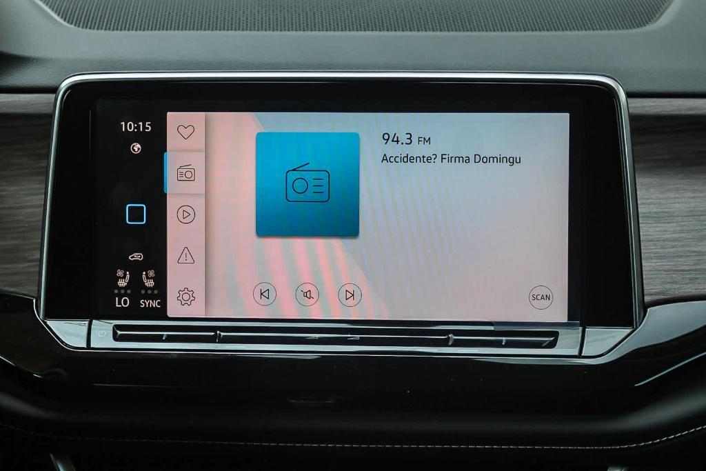 new 2025 Volkswagen Atlas car, priced at $56,726