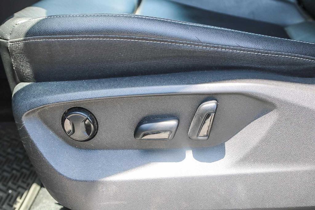 used 2018 Volkswagen Atlas car, priced at $18,485