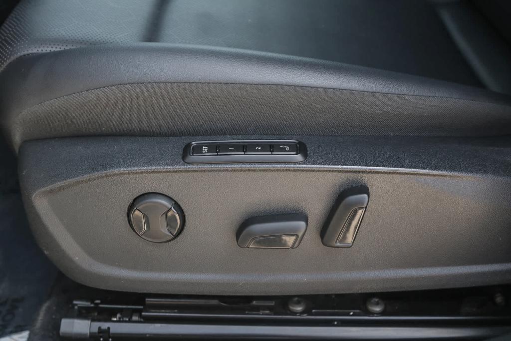 used 2022 Volkswagen ID.4 car, priced at $23,985