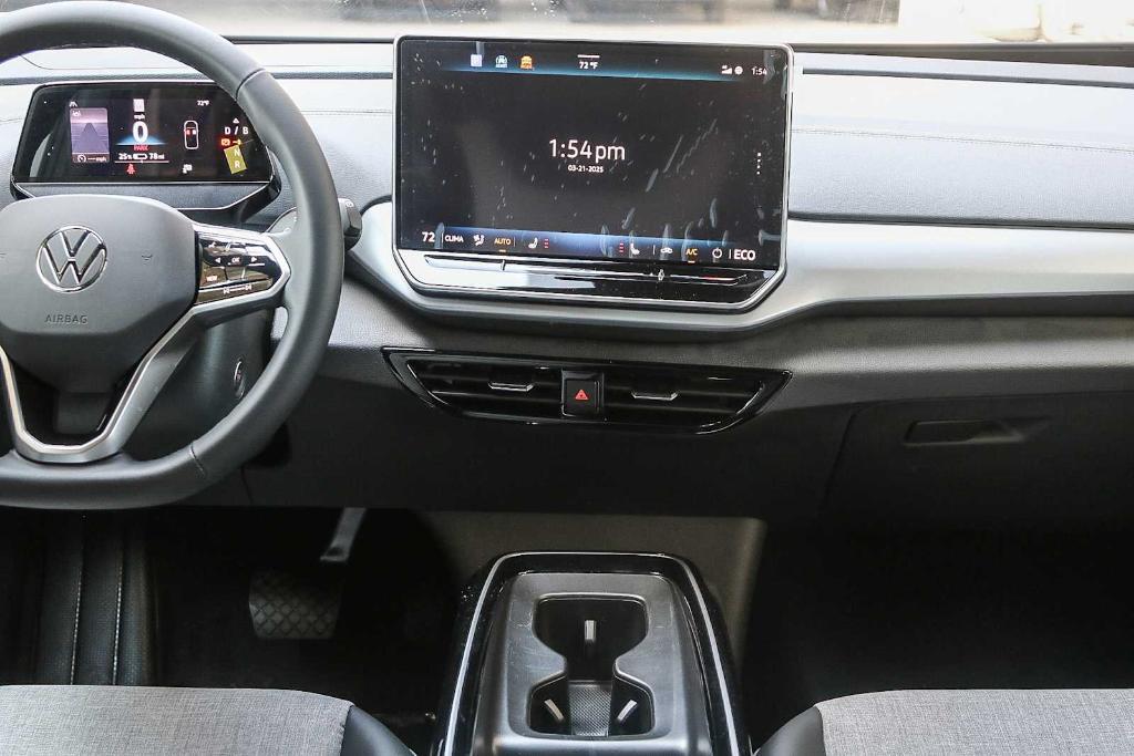 new 2025 Volkswagen ID.4 car, priced at $47,413