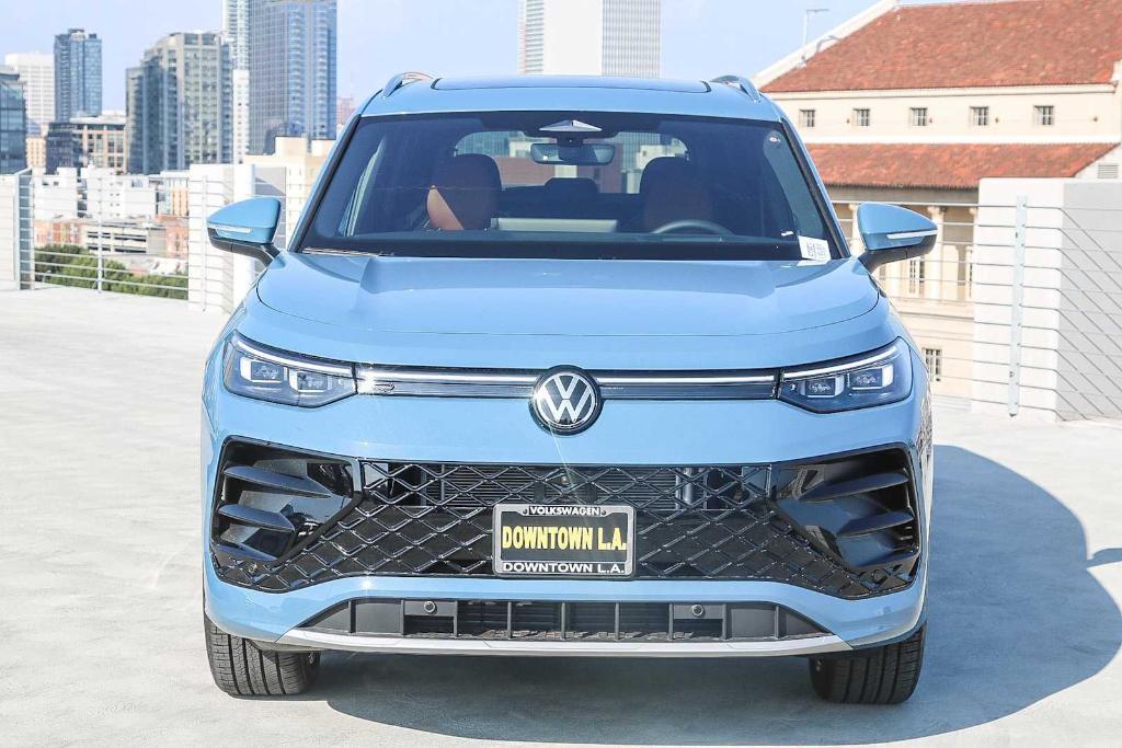 new 2025 Volkswagen Tiguan car, priced at $42,851