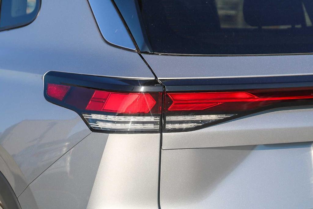 new 2025 Volkswagen Tiguan car, priced at $34,531