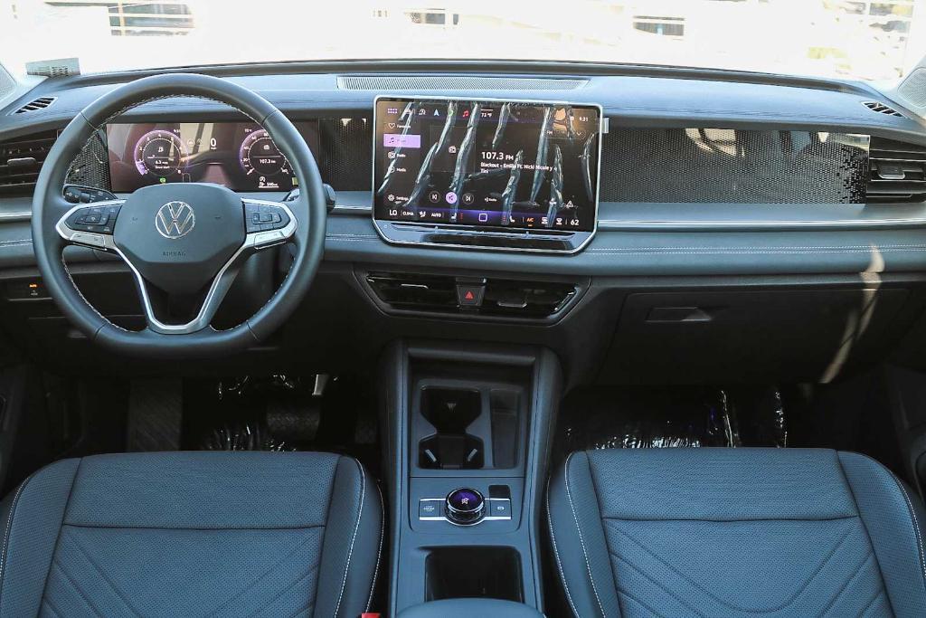 new 2025 Volkswagen Tiguan car, priced at $34,531