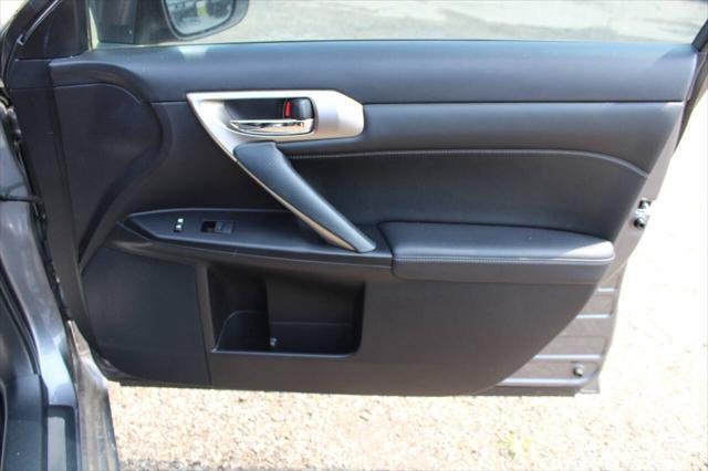 used 2014 Lexus CT 200h car, priced at $12,495