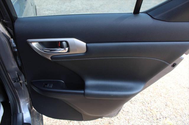 used 2014 Lexus CT 200h car, priced at $12,495
