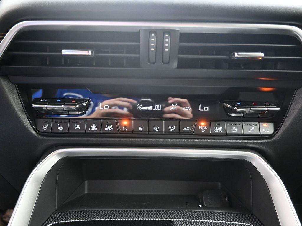 new 2025 Mazda CX-90 car, priced at $47,699