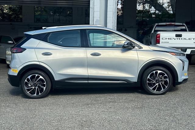 used 2022 Chevrolet Bolt EUV car, priced at $23,900