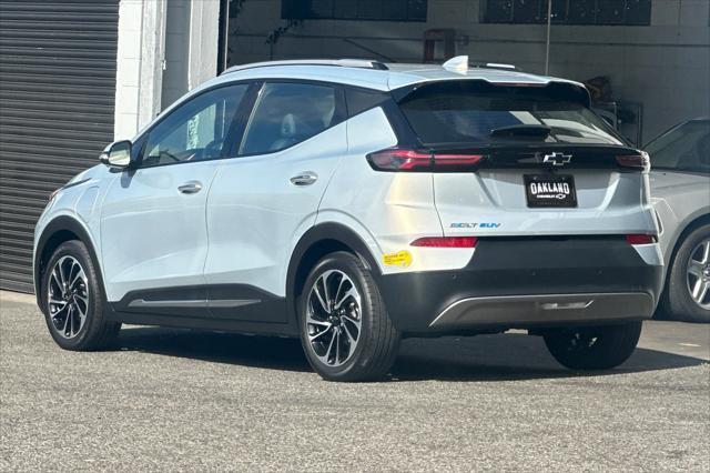 used 2022 Chevrolet Bolt EUV car, priced at $23,900