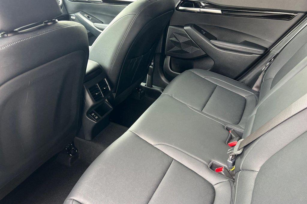 used 2024 Kia Seltos car, priced at $25,900