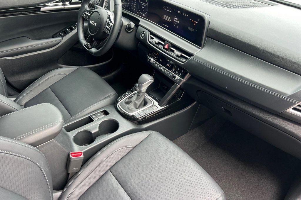 used 2024 Kia Seltos car, priced at $25,900