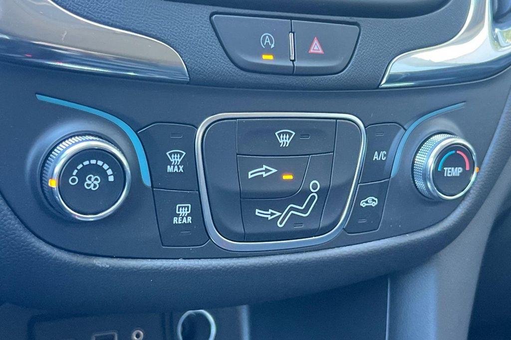 used 2023 Chevrolet Equinox car, priced at $22,900