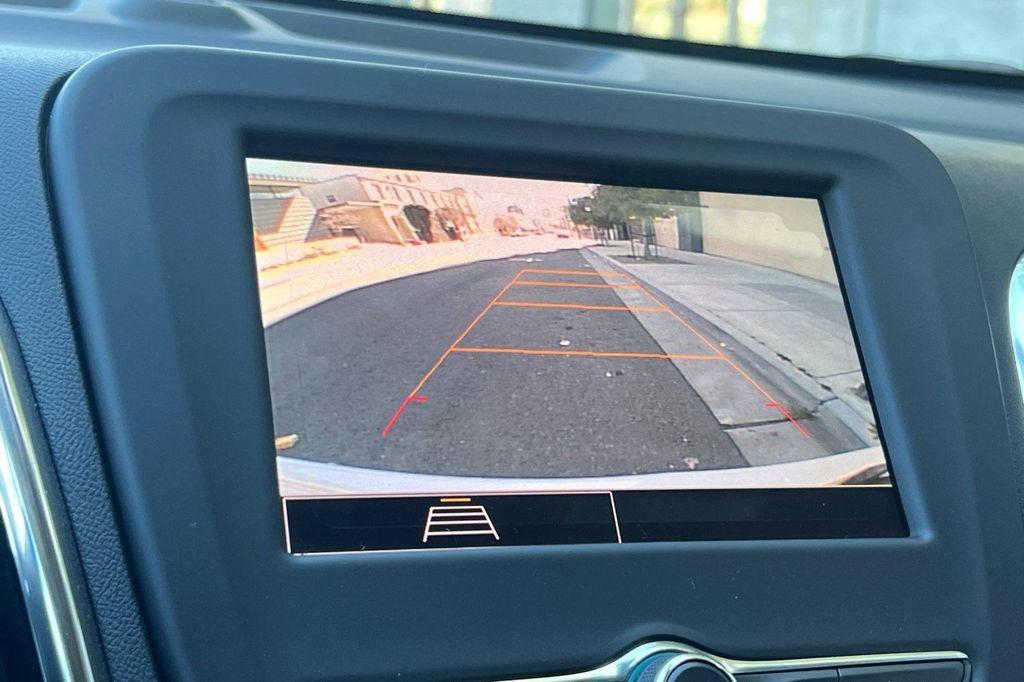 used 2023 Chevrolet Equinox car, priced at $22,900