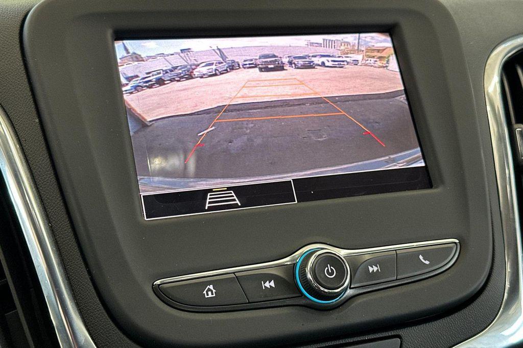 used 2023 Chevrolet Equinox car, priced at $23,900