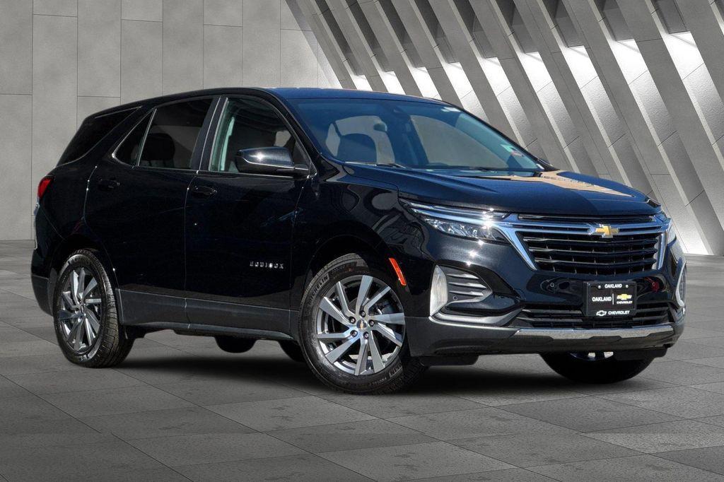 used 2023 Chevrolet Equinox car, priced at $23,900