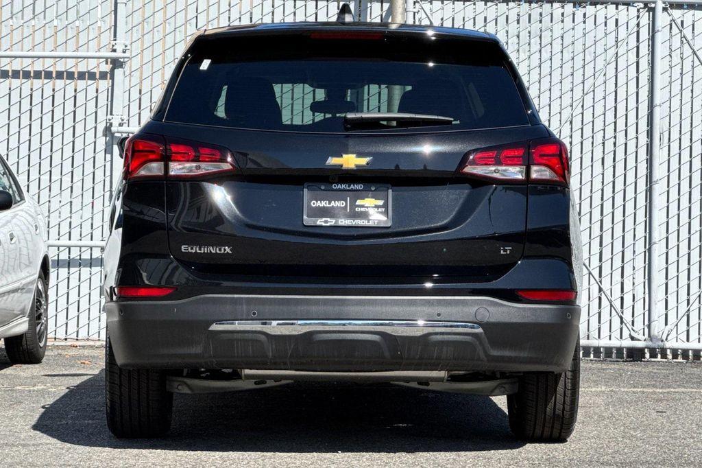 used 2023 Chevrolet Equinox car, priced at $23,900