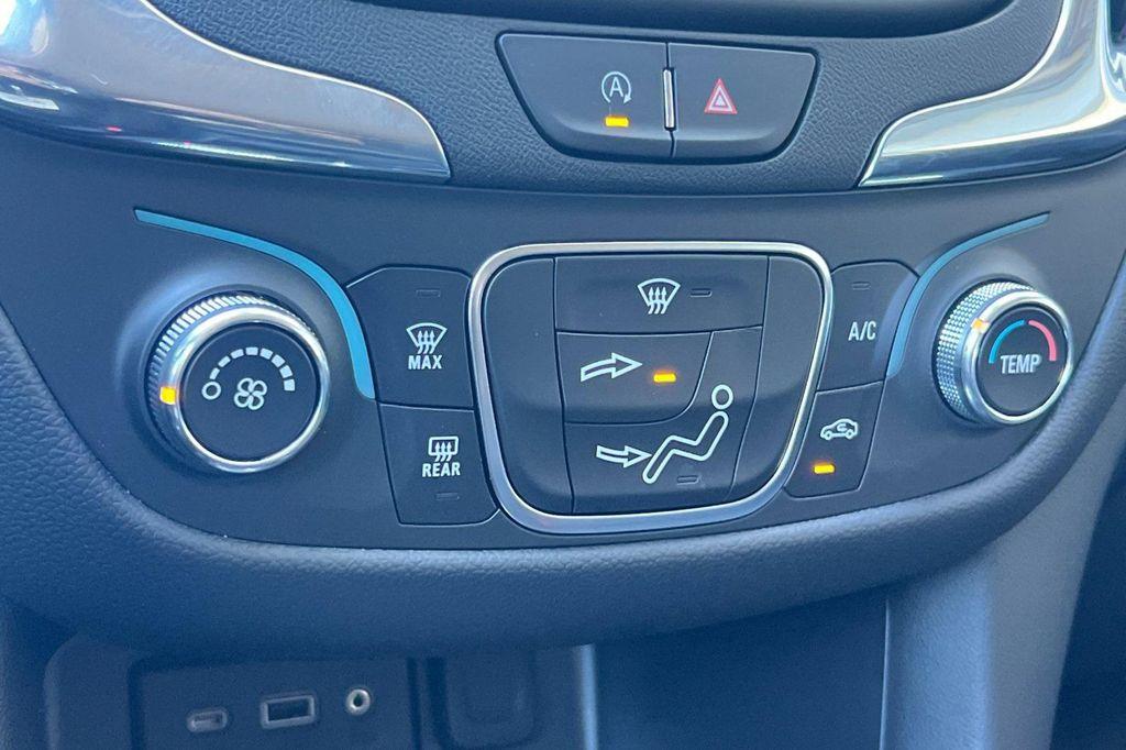 used 2023 Chevrolet Equinox car, priced at $22,900