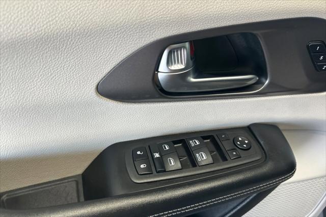 used 2022 Chrysler Pacifica car, priced at $20,900