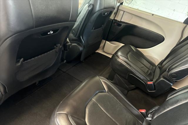 used 2022 Chrysler Pacifica car, priced at $20,900
