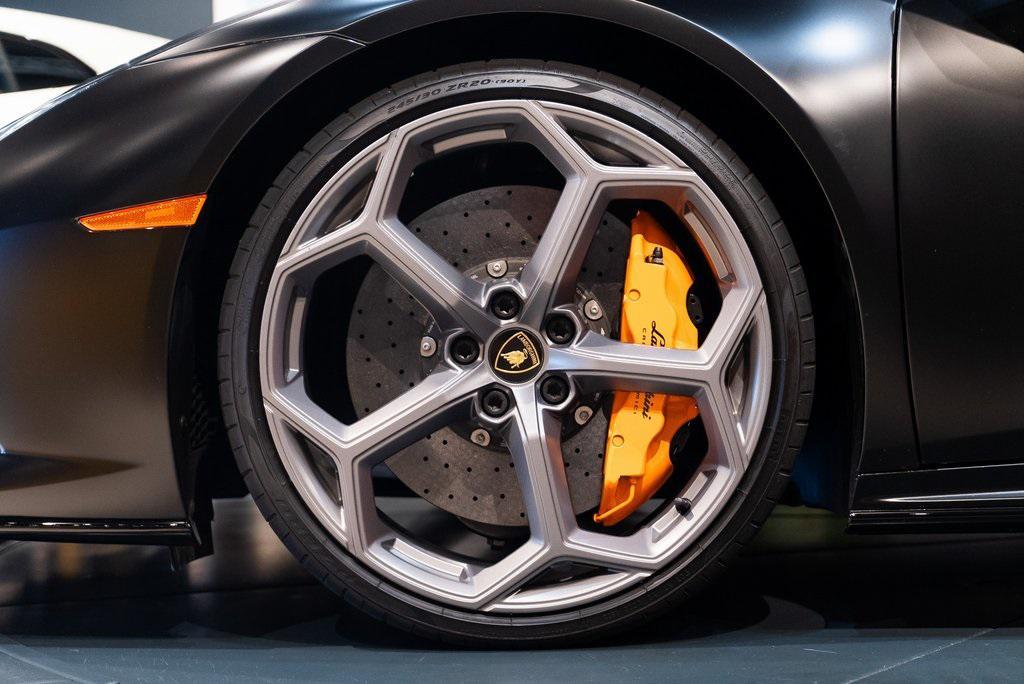 used 2022 Lamborghini Huracan EVO car, priced at $298,900