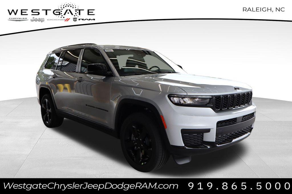 new 2024 Jeep Grand Cherokee L car, priced at $40,571