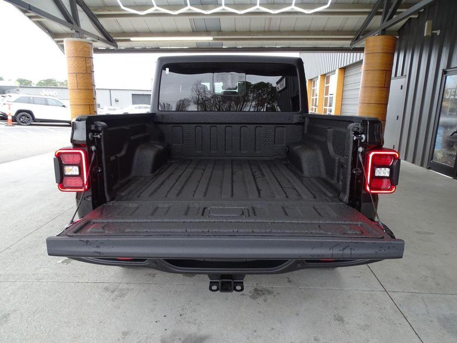 new 2024 Jeep Gladiator car, priced at $52,655