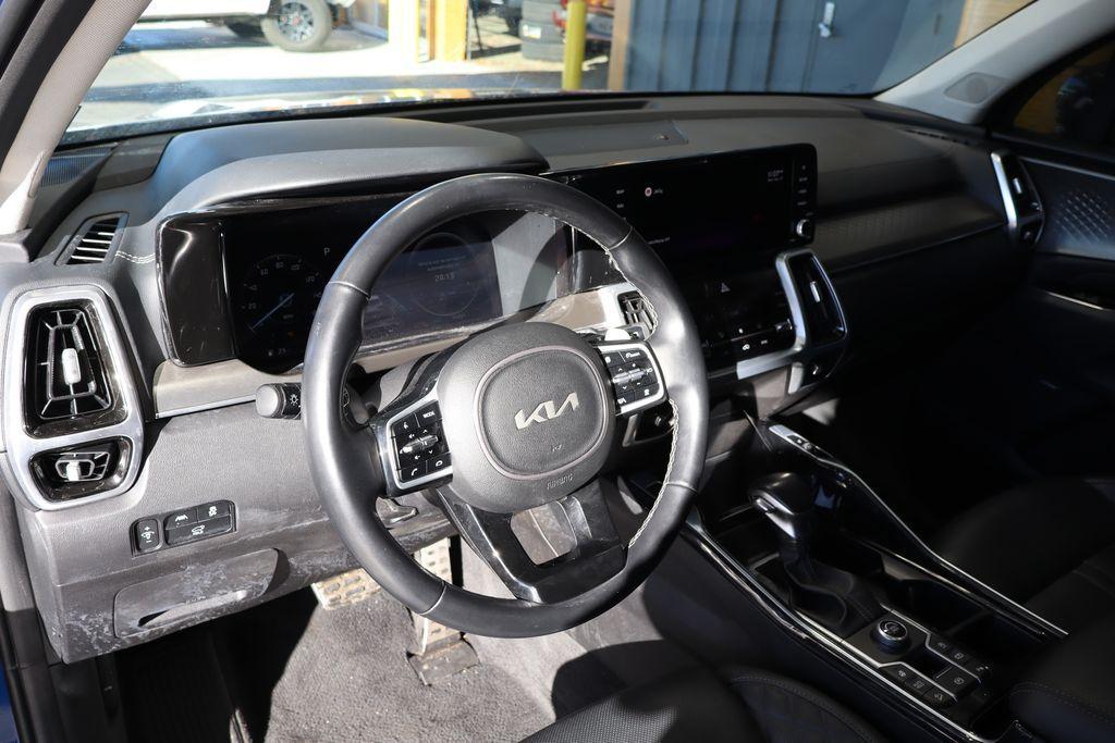 used 2022 Kia Sorento car, priced at $29,650