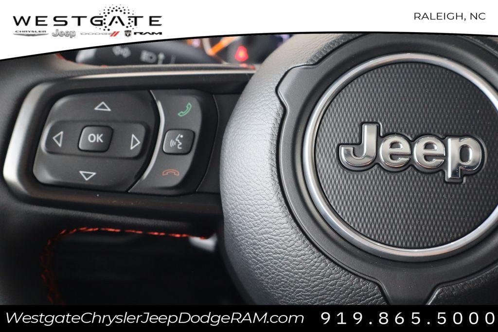 new 2024 Jeep Gladiator car, priced at $42,617