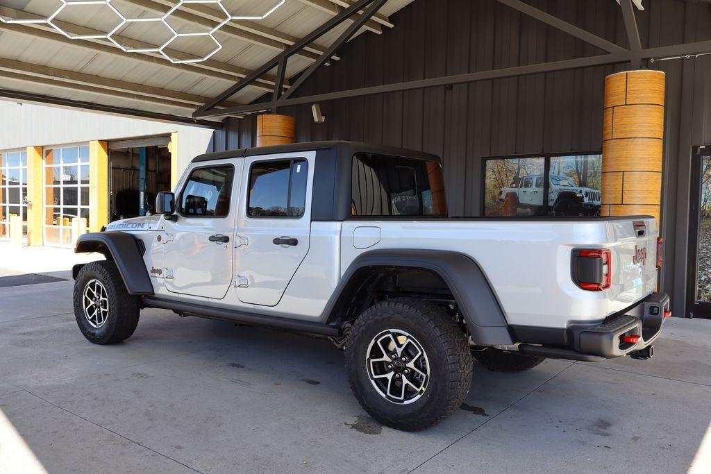 new 2024 Jeep Gladiator car, priced at $48,887