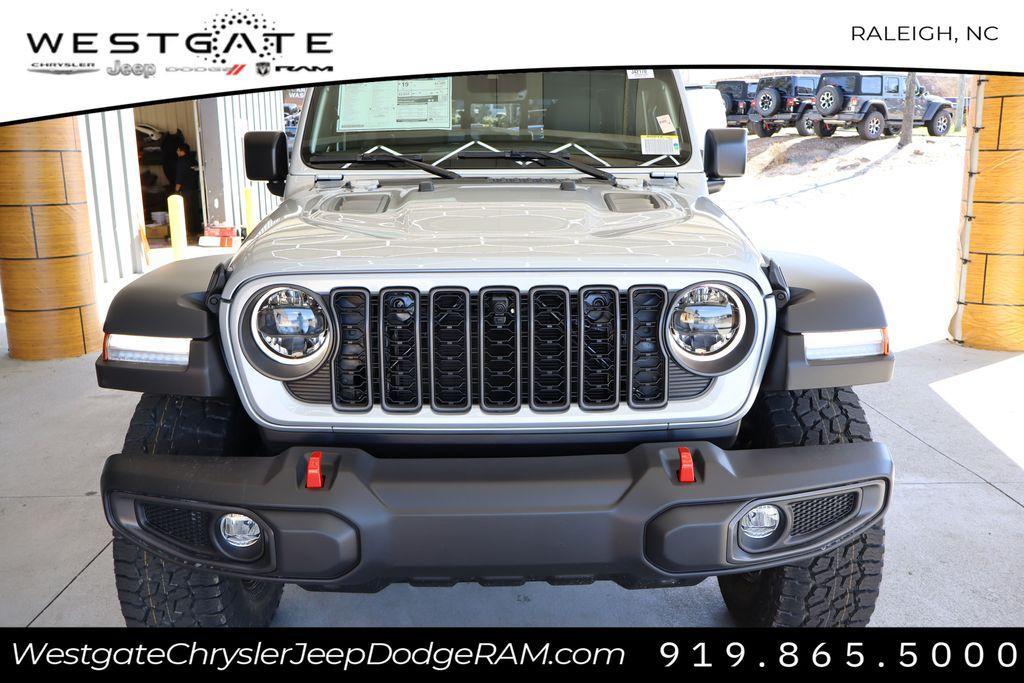 new 2024 Jeep Gladiator car, priced at $48,887