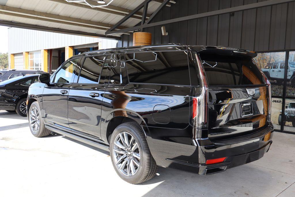 used 2021 Cadillac Escalade ESV car, priced at $64,950