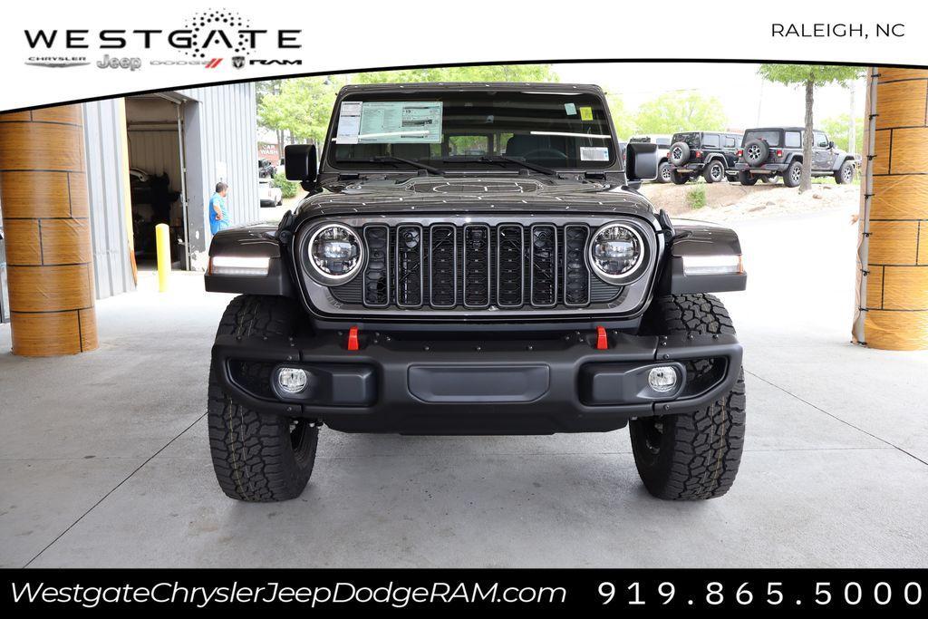 new 2024 Jeep Gladiator car, priced at $55,080