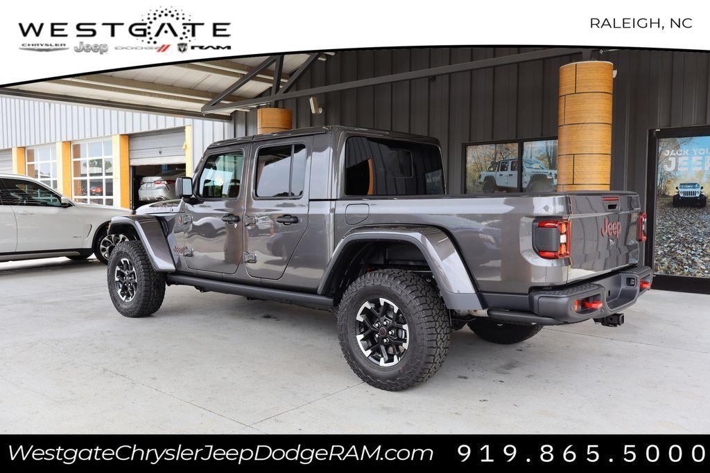 new 2024 Jeep Gladiator car, priced at $55,080