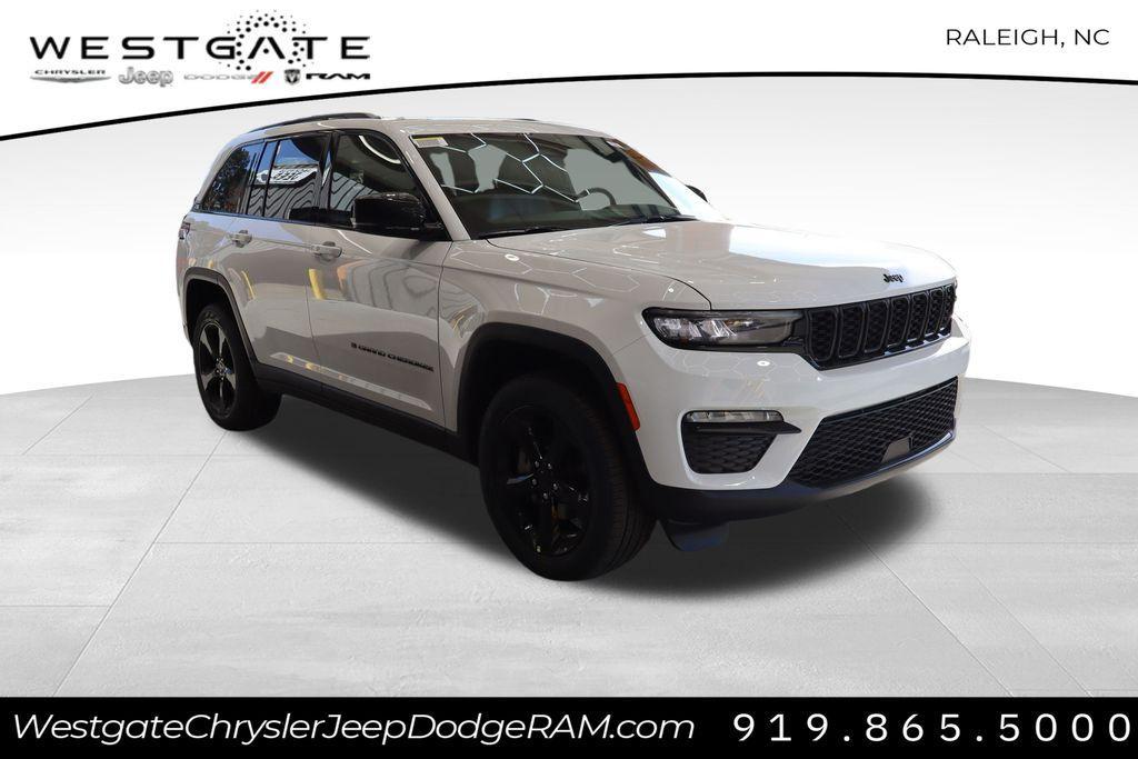 new 2025 Jeep Grand Cherokee car, priced at $46,214