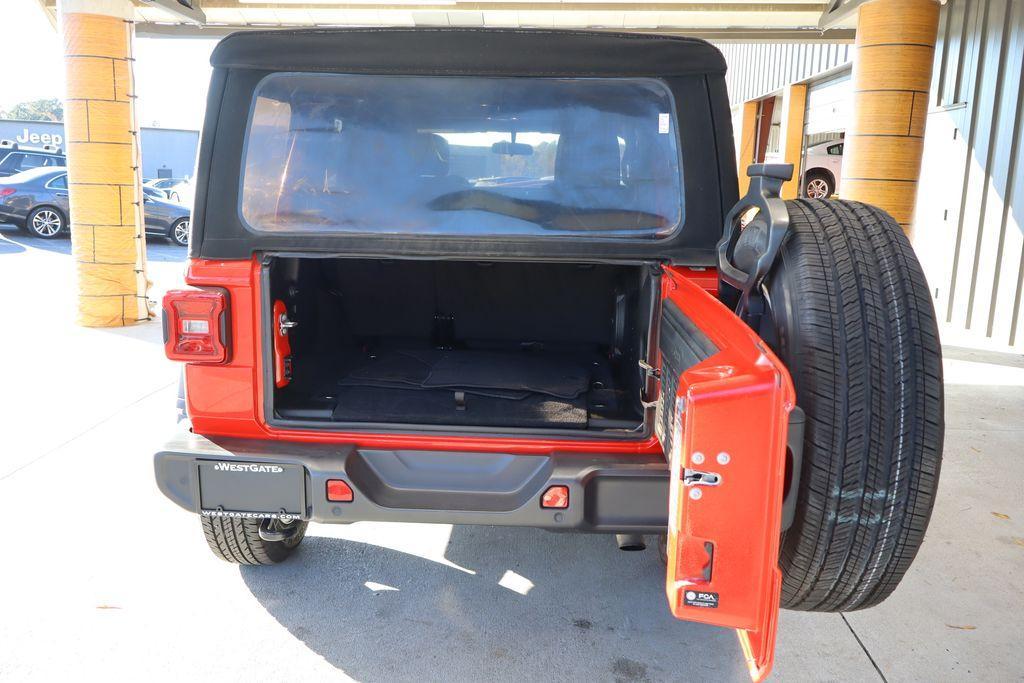 used 2021 Jeep Wrangler Unlimited car, priced at $27,711