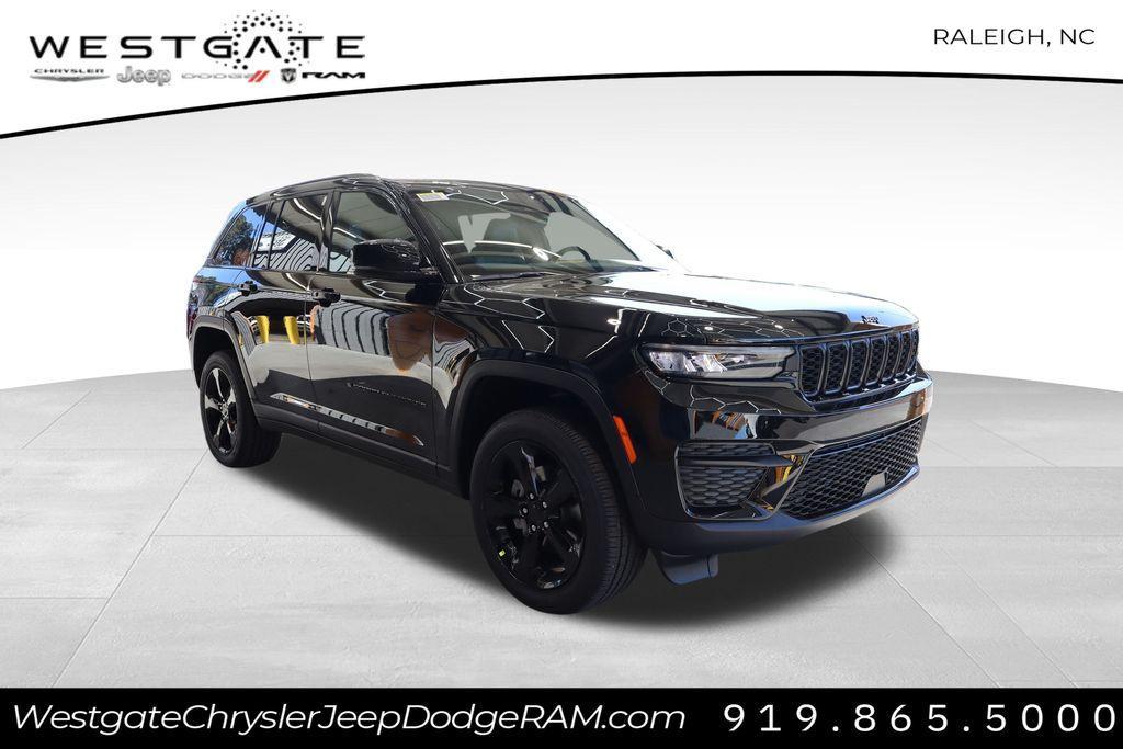 new 2025 Jeep Grand Cherokee car, priced at $40,901